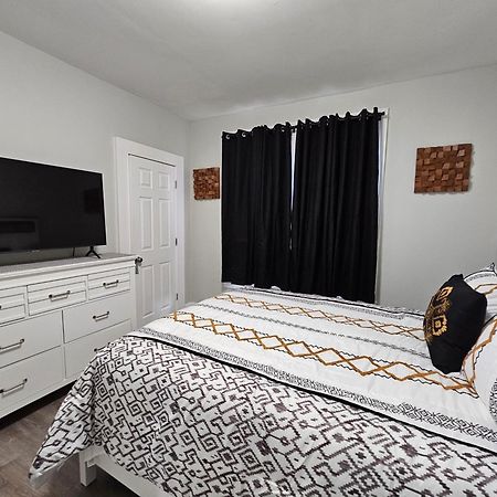 Room For Rent In Apartment Hartford Exterior foto