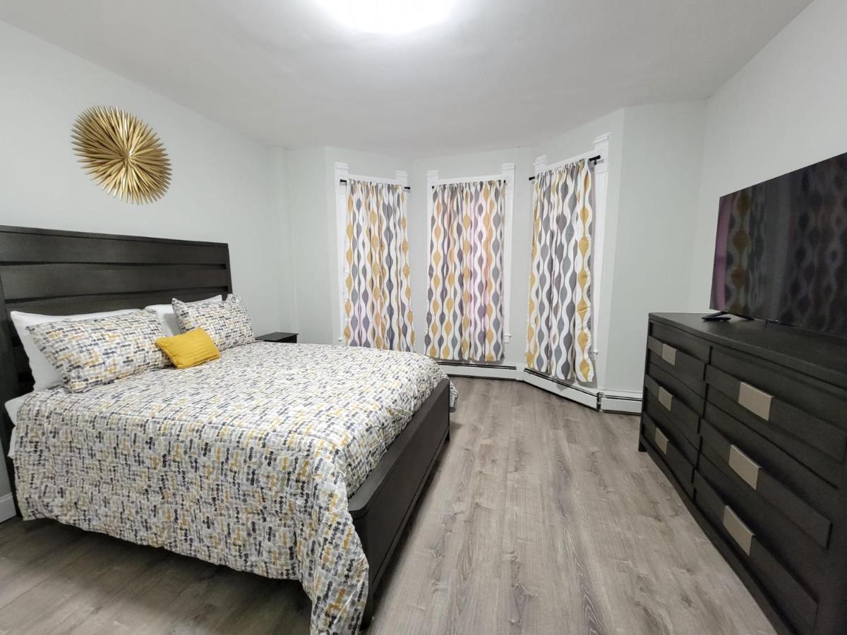 Room For Rent In Apartment Hartford Exterior foto